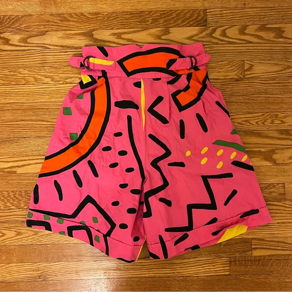 Vintage retro 80’s pink shorts - Picture 6 of 7